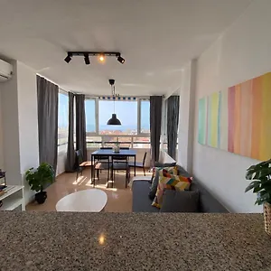 apartamento-con-impresionante-vista-piscina-y-parking.1costadelsol.com/