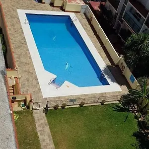 holidays2torremolinos-studio-colegio-torremolinos-close.hotelsinnerja.org/